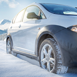 Voiture sur neige